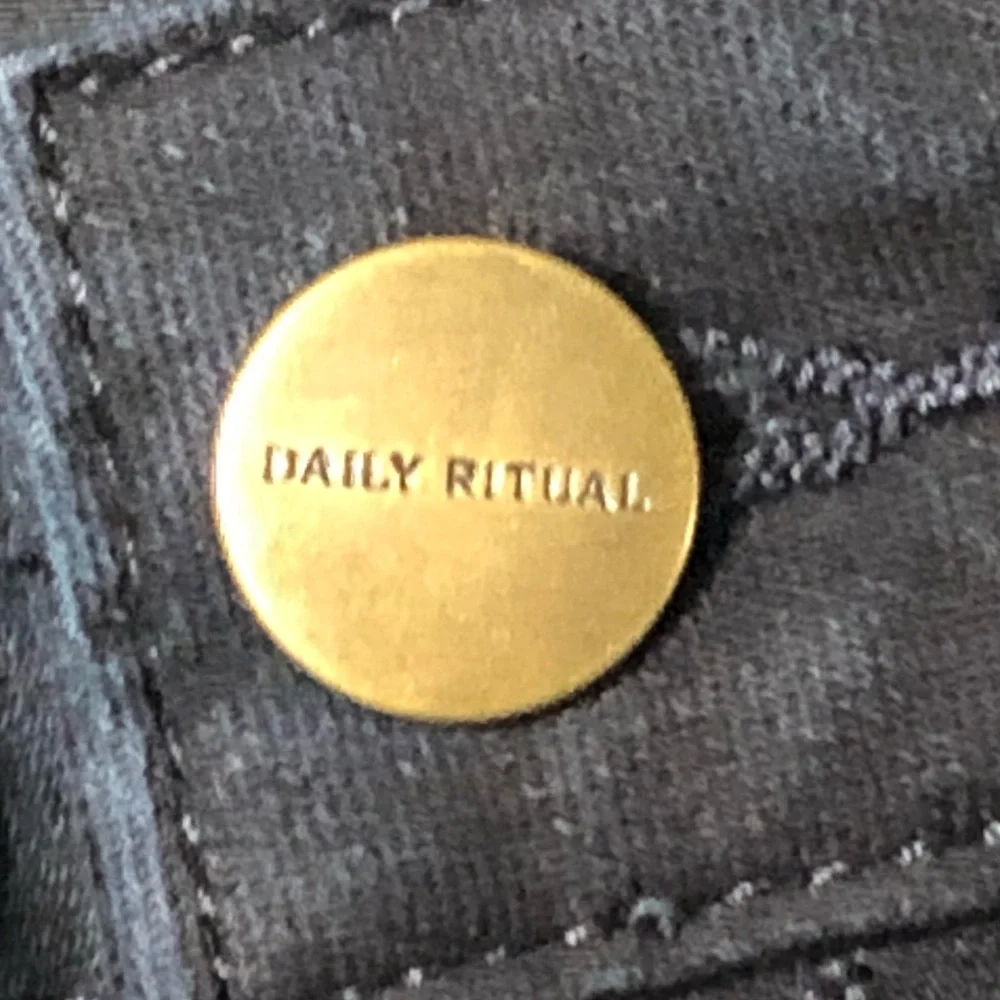Slim Fit Jeans Dark Blue Stretch by Daily Ritual Women’s Size Waist 26 X 29 NEW - Picture 6 of 11